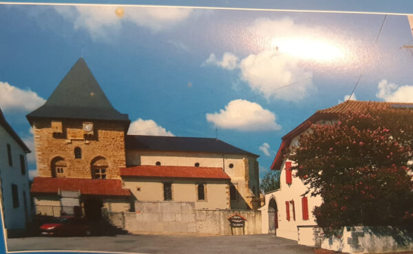 église de Domezain